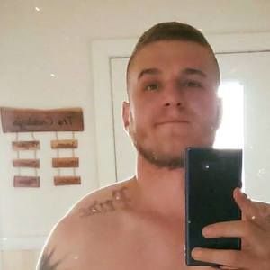 Meet your Posher, Aaron